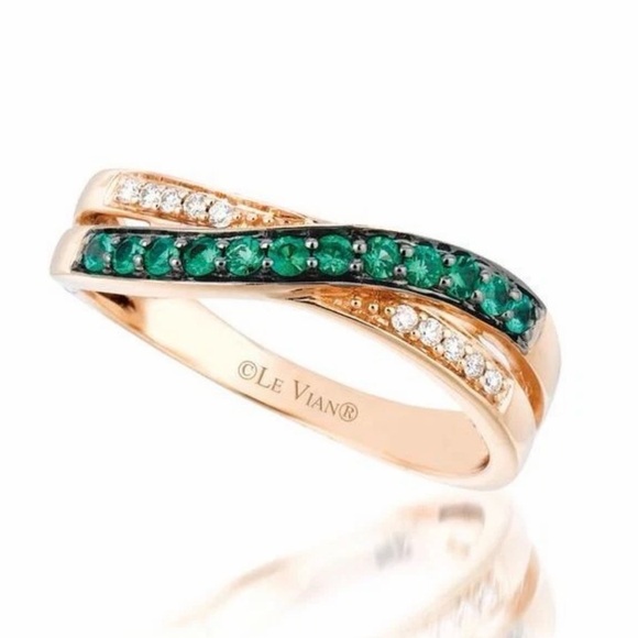 Le Vian 14K Gold 1/4ctw Natural Diamond & Emerald Crossover Band Ring Sz7 NWT - Picture 12 of 13
